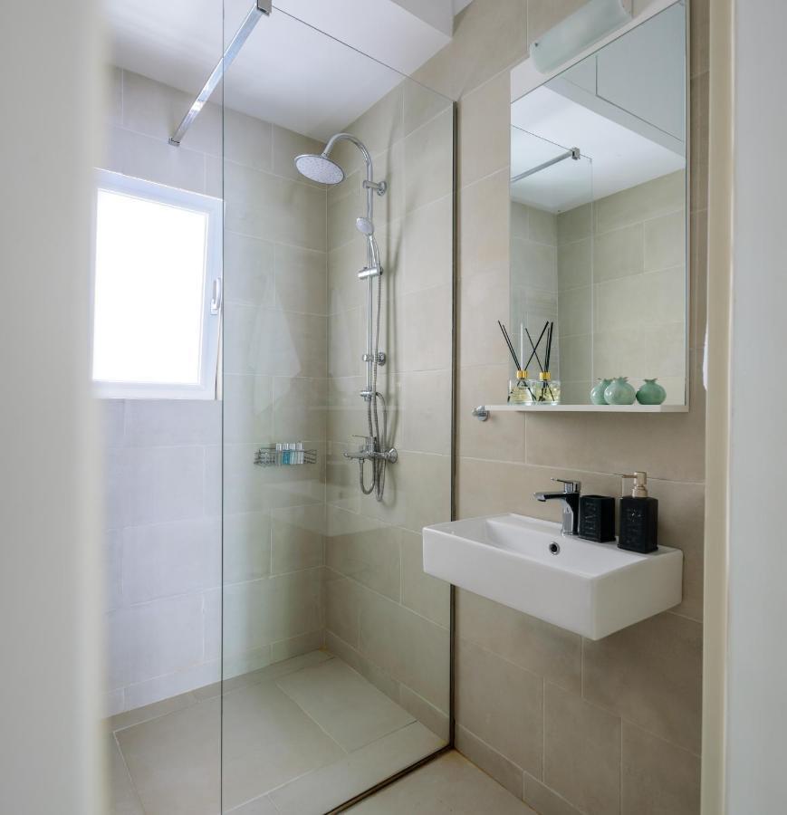 Thiramenous Residence Athena Bagian luar foto