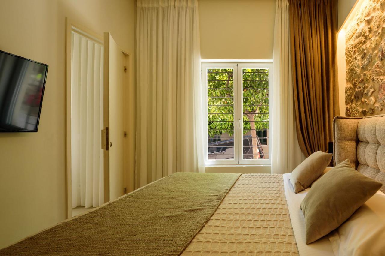 Thiramenous Residence Athena Bagian luar foto