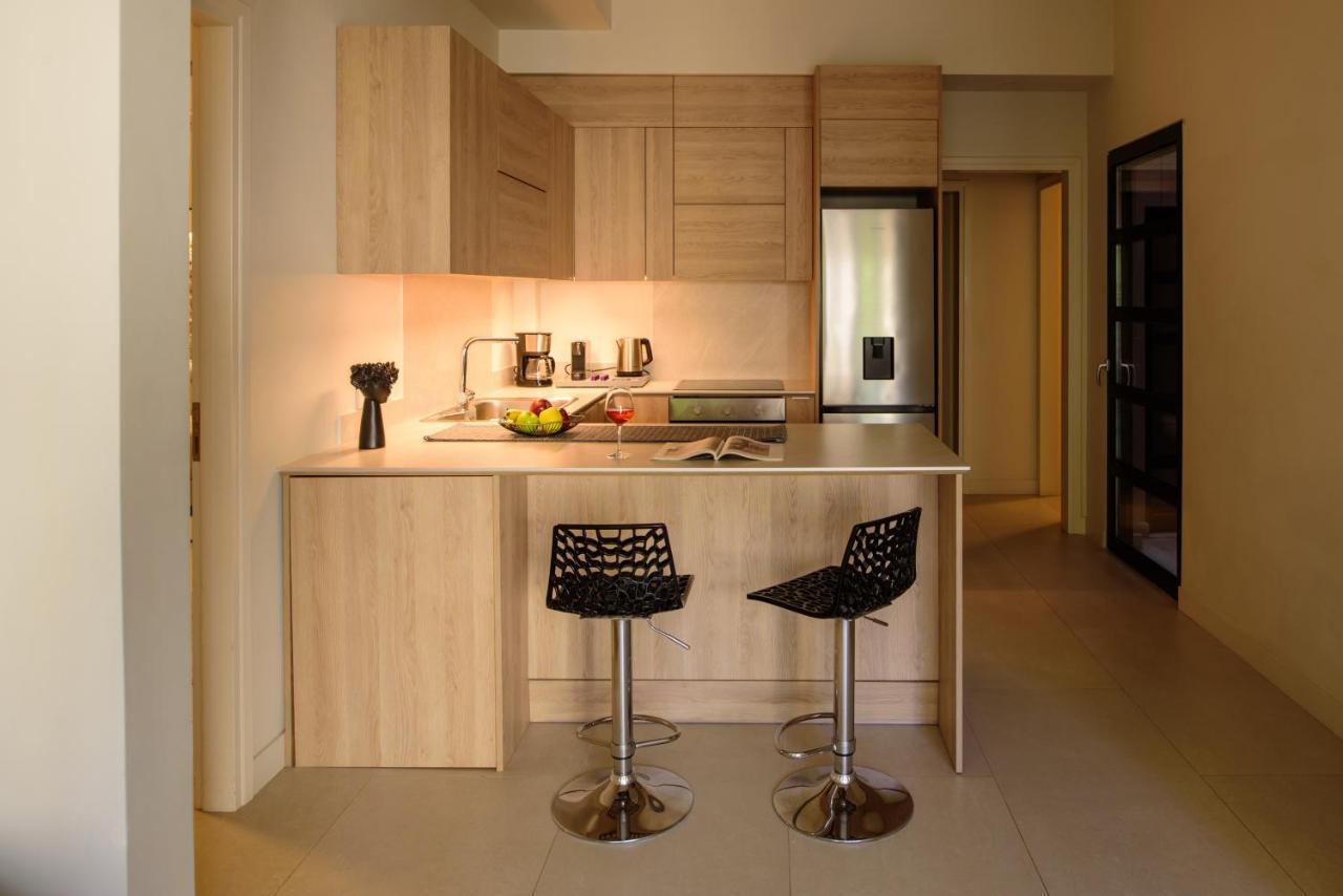 Thiramenous Residence Athena Bagian luar foto